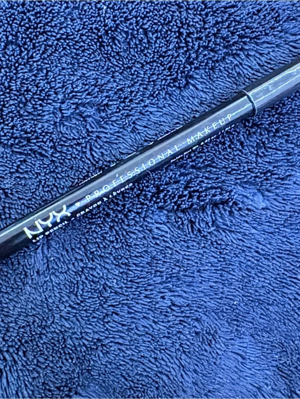 NYX Lip Liner Pencil in Currant